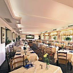 Breakfast room within restaurant Piccadilly Fotos