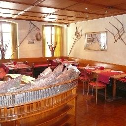 Breakfast room within restaurant Lenzburg Fotos