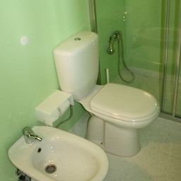 Badezimmer Hostel Leiria Fotos
