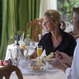 Salle du petit-déjeuner située dans le restaurant Le Val d'Ambleve Romantik Hotel Fotos