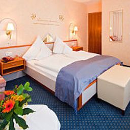 Zimmer Waldhotel Wiesemann Fotos
