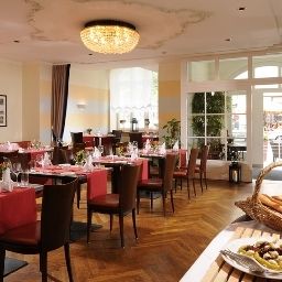 Sala colazione nel ristorante Radisson Blu Gewandhaus Fotos