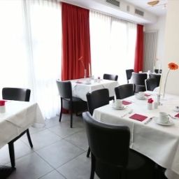 Salle du petit-déjeuner Quality Erlangen Fotos