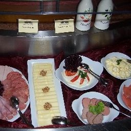 Buffet Spanischer Hof Fotos