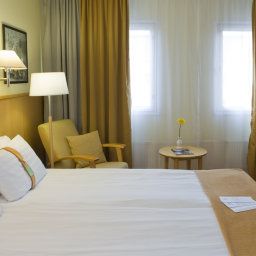 Zimmer Holiday Inn TAMPERE Fotos