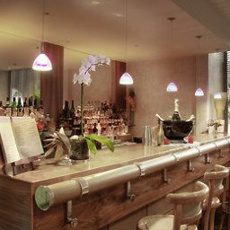 Bar Grand Hotel Mercure Croisette Beach Hotel Fotos