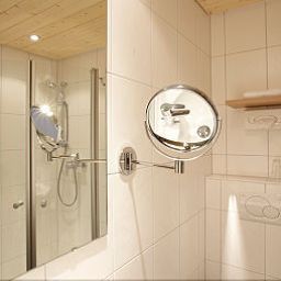 Bathroom Lortz Landhotel Fotos
