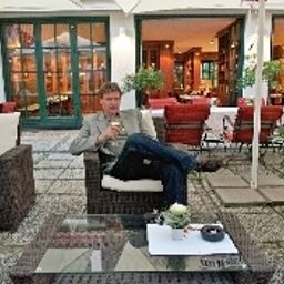 Taras Romantik Hotel Kaufmannshof Fotos