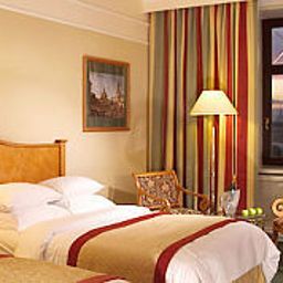 Номер Moscow Marriott Grand Hotel Fotos