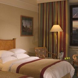 Номер Moscow Marriott Grand Hotel Fotos