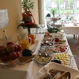 Buffet Ebner Garni Fotos