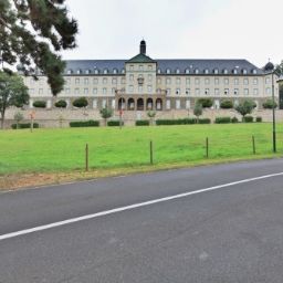  Kardinal-Schulte-Haus Fotos