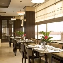 Restaurant Taj Lands End Fotos