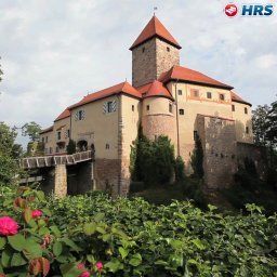 Exterior view Burg Wernberg Fotos