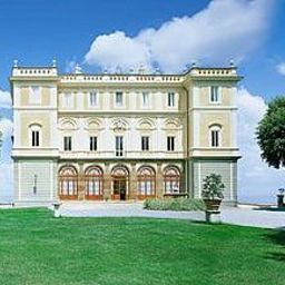 Widok z hotelu Park Hotel Villa Grazioli Fotos