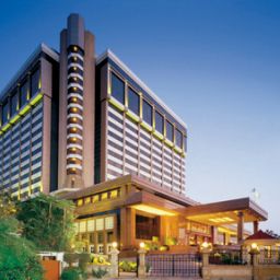 Exterior view Taj Lands End Fotos