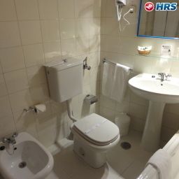 Bathroom Comfort Inn Almedina Coimbra Fotos