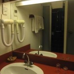 Bathroom Les Trois Marchands Fotos