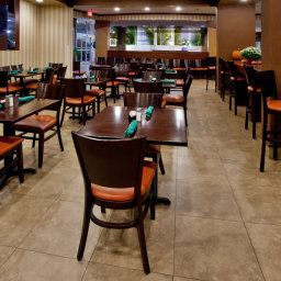 Restaurant Holiday Inn RICHMOND-I-64 WEST END Fotos