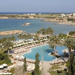Widok z hotelu Coral Beach Hotel & Resort Fotos
