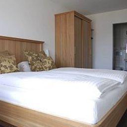Room Alpina - Fiescheralp Fotos