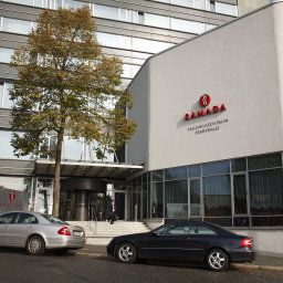Exterior view RAMADA Fotos