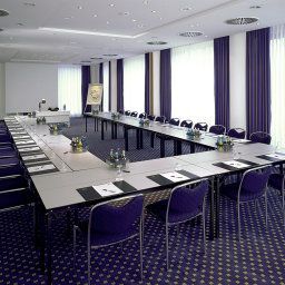 Conference room RAMADA Fotos