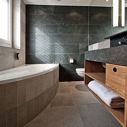 Badezimmer Waldhotel National Superior Fotos