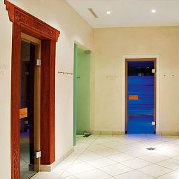 Wellnessbereich Waldhotel National Superior Fotos