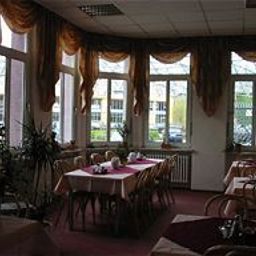Sala śniadaniowa w restauracji Brauhaus Fotos