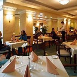 Frühstücksraum im Restaurant Baltic Vana Wiru Fotos