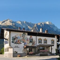Außenansicht Forsthaus Fotos