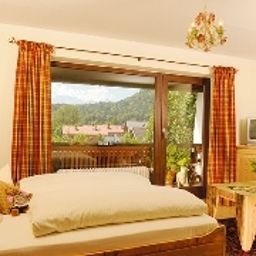 Zimmer mit Terrasse Forsthaus Fotos