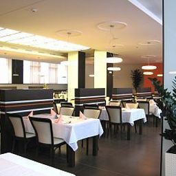 Salle du petit-déjeuner située dans le restaurant Tatra Fotos