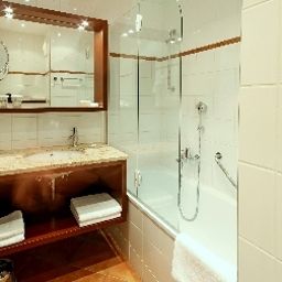 Camera da bagno Grand Brno Fotos