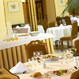 Sala colazione nel ristorante Grand Brno Fotos