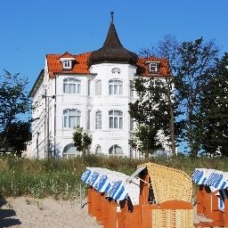 Фасад Strandhotel Binz Fotos
