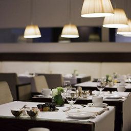Sala colazione nel ristorante Sofitel Berlin Gendarmenmarkt Fotos