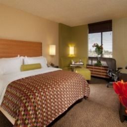 Zimmer Holiday Inn SAN JOSE - AIRPORT Fotos