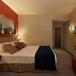 Room Ambassador Fotos