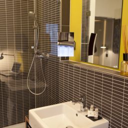 Badezimmer Art Hotel Tucholsky Fotos