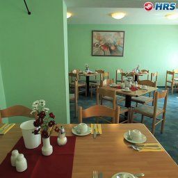 Breakfast room within restaurant Mark Apart Fotos