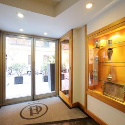 Hall Caprice Fotos