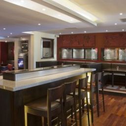 Bar Holiday Inn LONDON - GATWICK AIRPORT Fotos