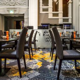 Salle du petit-déjeuner située dans le restaurant Helsinki Radisson Blu Plaza Hotel Fotos