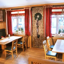 Frühstücksraum im Restaurant Augustin Landferienhotel Fotos