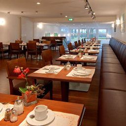 Breakfast room within restaurant Mercure Hotel Am Entenfang Hannover Fotos