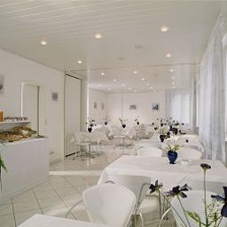 Sala de desayuno List Fotos