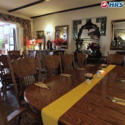 Salle du petit-déjeuner située dans le restaurant Altes Brauhaus Orangerie Fotos