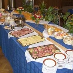 Buffet Adler-Post Fotos